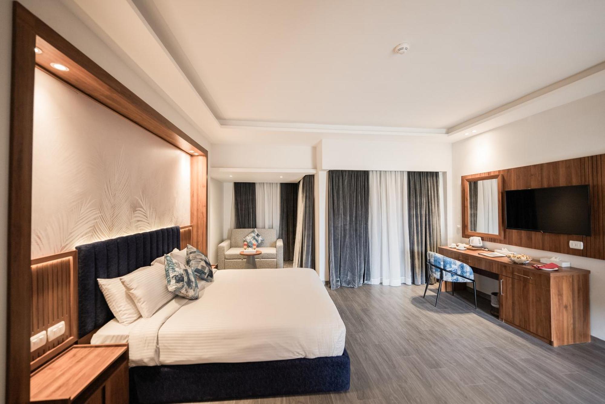 Chambre Triple Supérieure - Vue sur Mer